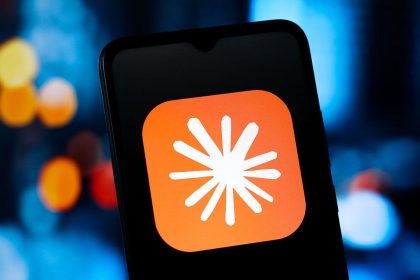 Anthropic Gizlice Çinli Kullanıcıları mı Takip Etti? Ortaya Çıkan Kod Büyük Tartışma Yarattı