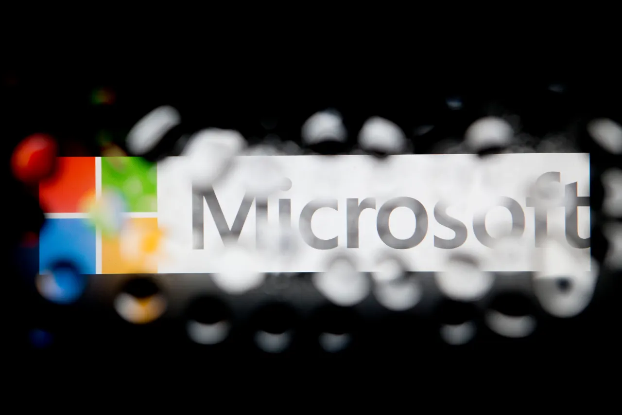 Microsoft'ta Dev İşten Çıkarma Dalgası! Binlerce Kişi Gidiyor, Gözler Yapay Zekâya Çevrildi